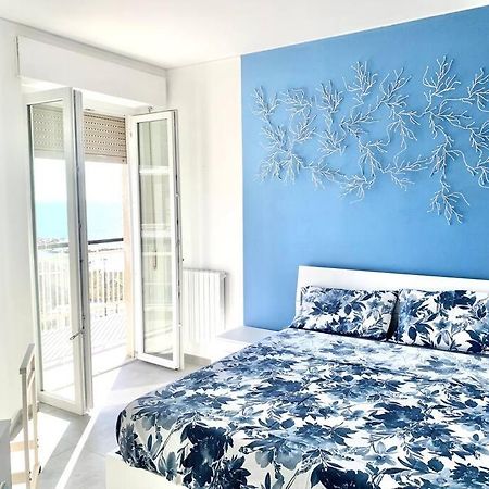 10 Min. Da Sanremo Appartamento Vista Mare Таджа Екстериор снимка